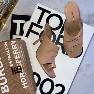Burberry Tallia Stretch Toe-Ring Mule Sandals in Dark Biscuit